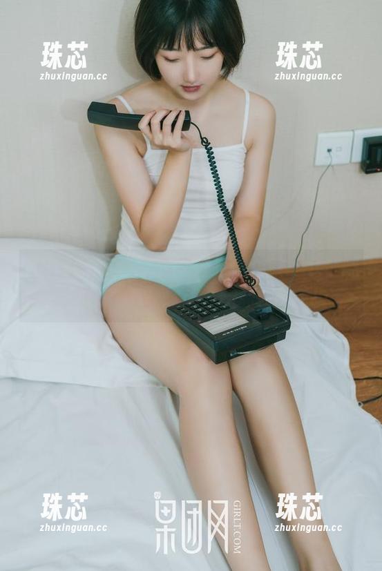 GIRLT果团网-丁晓楠 GIRLT果团网 - 有谁能给我解读一下丁晓楠的透明定制作品,脑洞大开啊!
