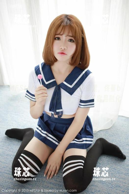 MFStar模范学院-佟蔓baby MFStar模范学院 - 这组图库里,佟蔓baby的白色就像冰淇淋,清甜又容易融化。