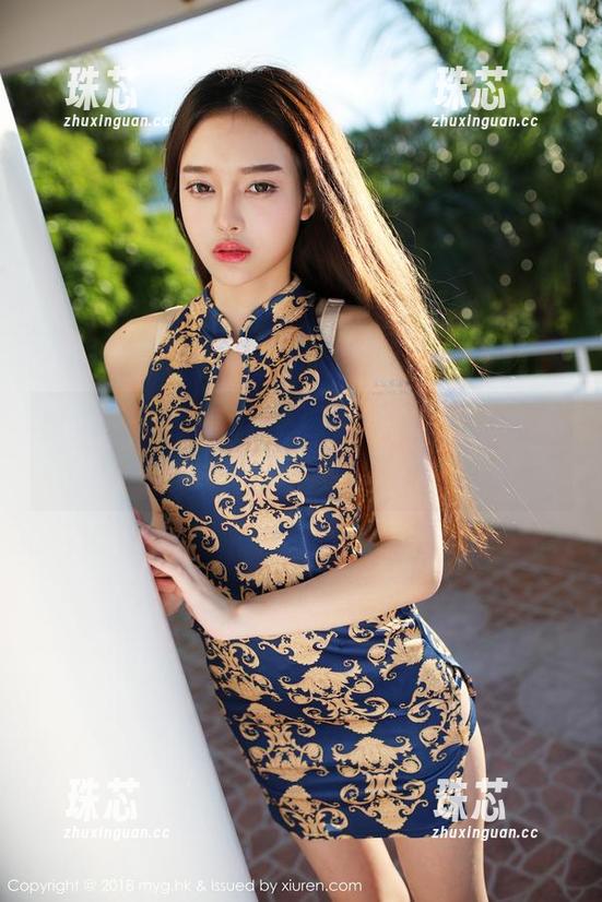 MyGirl美媛馆-小夕juju MyGirl美媛馆 - 套图中的小夕juju网袜精选,让人一不小心就盯了太久