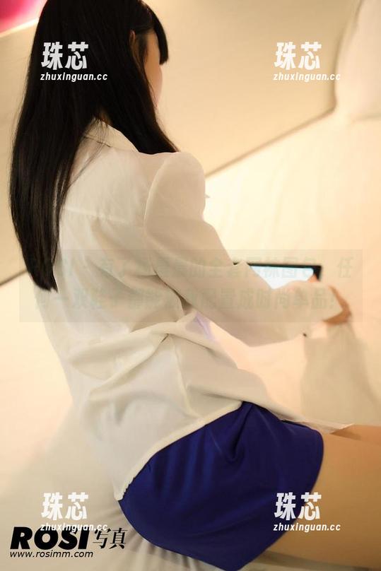 ROSI-杨晨晨 ROSI - 有了杨晨晨的全套网袜图包,任何一双鞋子都能被我配置成时尚单品!