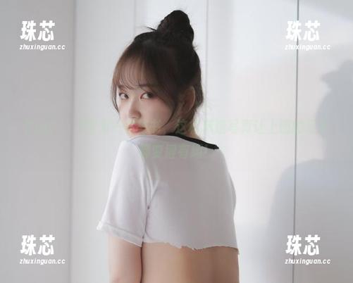 Sia(시아)作为一名秘书，这样精选写真让上班的日子都变得有趣！