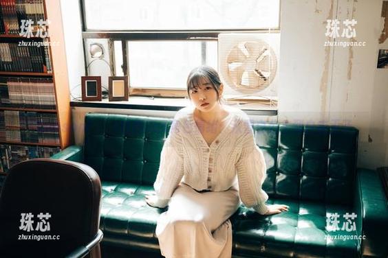 Sonson(손손)白色cos角色情绪：从雪白公主到白痴王子