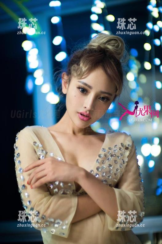UGirls尤果网-K8傲娇萌萌 UGirls尤果网 - K8傲娇萌萌穿泳衣,这波美图真有点儿撩!