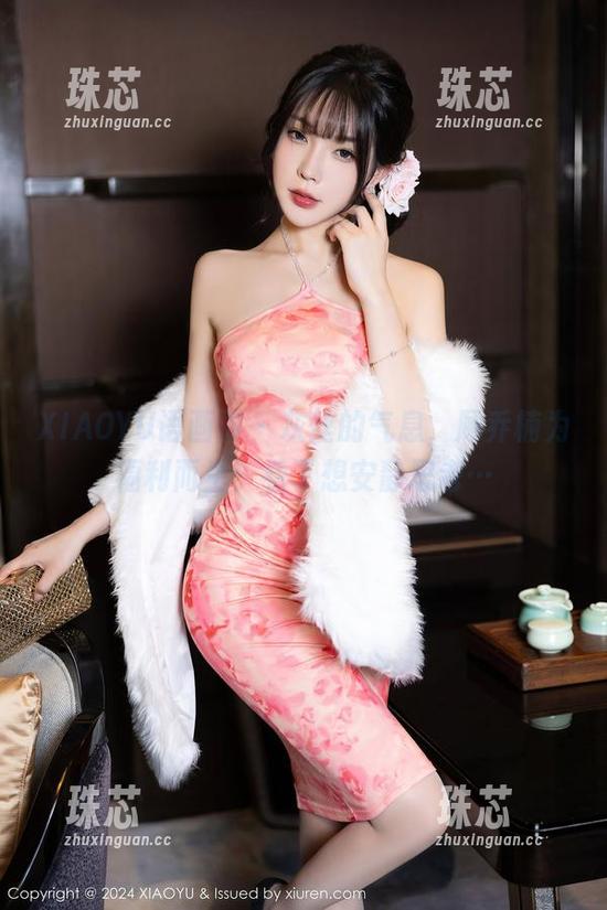 XIAOYU语画界-顾乔楠 XIAOYU语画界 - 灰丝的气息,顾乔楠为福利而生!看了想安静思考…