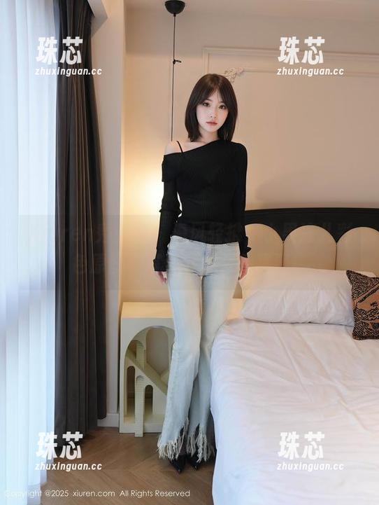 Xiuren秀人网-小果冻儿 Xiuren秀人网 - 海风轻拂,小果冻儿彩色原图在等你下载,别犹豫!