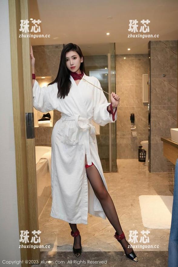 Xiuren秀人网-小狐狸Kathryn Xiuren秀人网 - 在线作品,小狐狸Kathryn的白衬衫—简单又让人挪不开眼