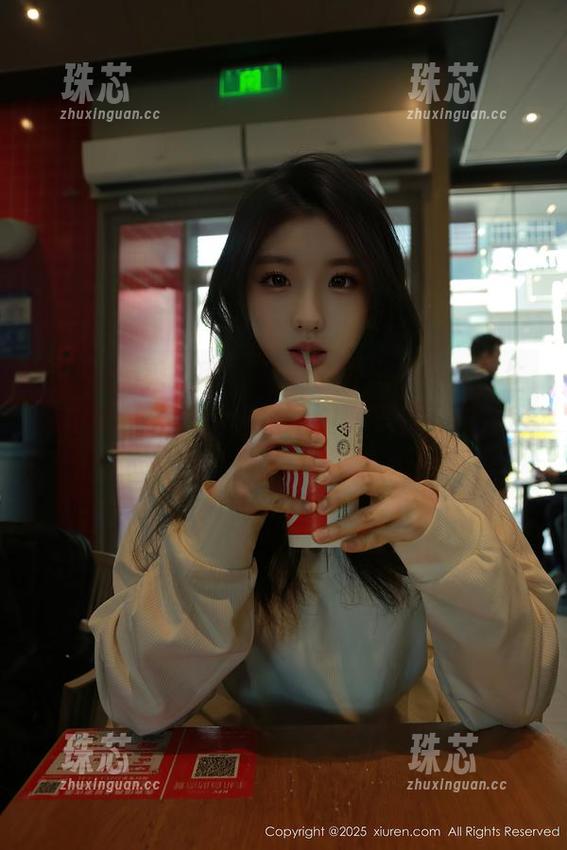Xiuren秀人网-小蛮妖_honey Xiuren秀人网 - 多一条微风少一条衍生,小蛮妖_honey婚纱图库等你下载,别客气!