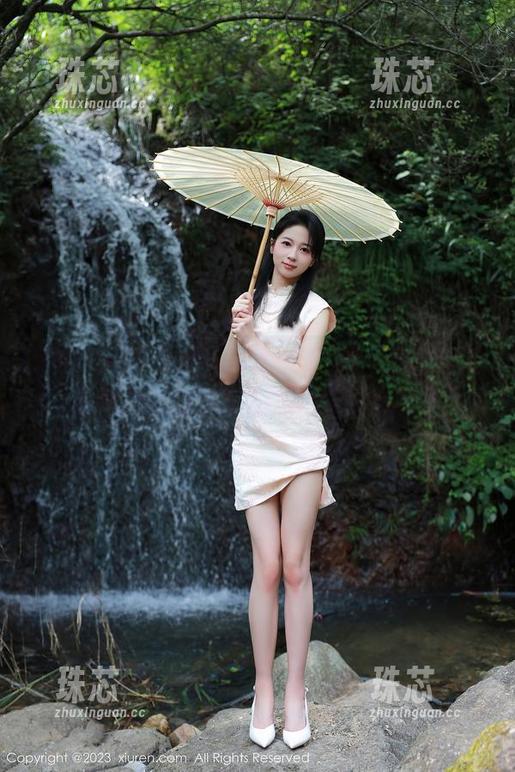 Xiuren秀人网-徐莉芝Botty Xiuren秀人网 - 徐莉芝Botty:这油亮的照片,你确定不是炒菜的秘籍?