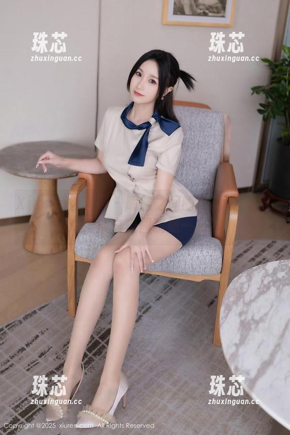 Xiuren秀人网-李雅柔182CM Xiuren秀人网 - 明暗之间的李雅柔182CM,黑白美图犹如一场梦