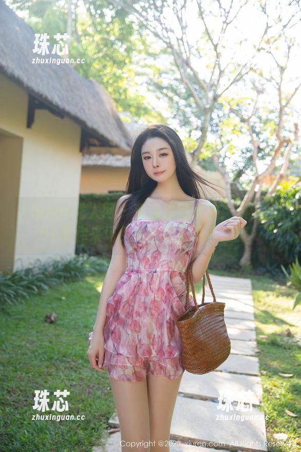 Xiuren秀人网-颖仪baby Xiuren秀人网 - 变身沙滩女神:颖仪baby带你来场免费的泳衣写真之旅!