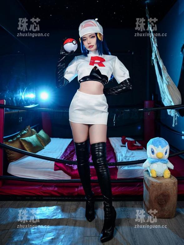 ZinieQ 定制写真里的可爱,ZinieQ你这是有意为之吧!