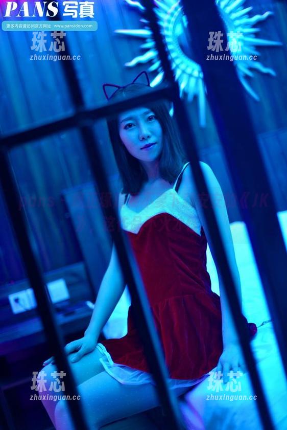 pans-安安 pans - 我正琢磨要不要下载安安的《JK》,这作品不火才怪。