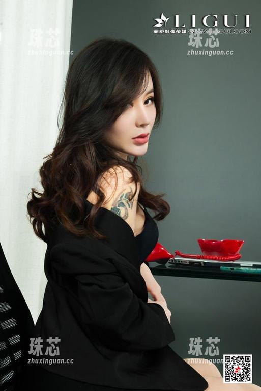 丽柜-xilly 丽柜 - 在这里找到xilly短裙作品:每一条都像是设计师的灵感爆发现场!