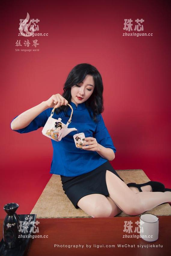 丽柜-潼潼 丽柜 - 运动中的潼潼,写真里的完美角度你肯定想不到!