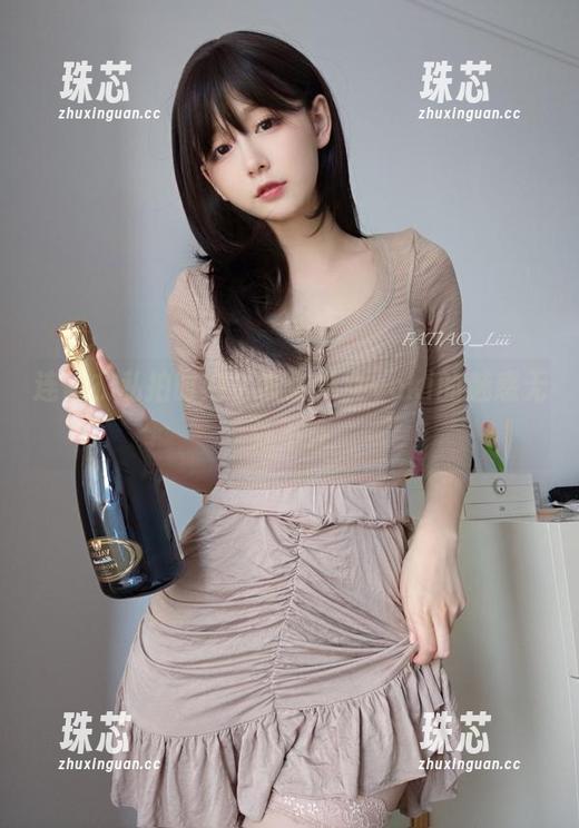 发条少女yoki 连体衣私拍时刻,发条少女yoki的魅惑无处不在