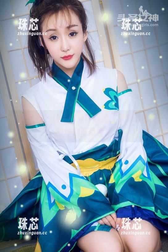 头条女神-张梓柔 头条女神 - 让人意外的静谧,张梓柔带来的瑜伽写真合集