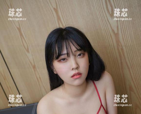宋哈娜(송하나)私家精选：生活在破洞牛仔裤里的一天，别问我怎么洗的！
