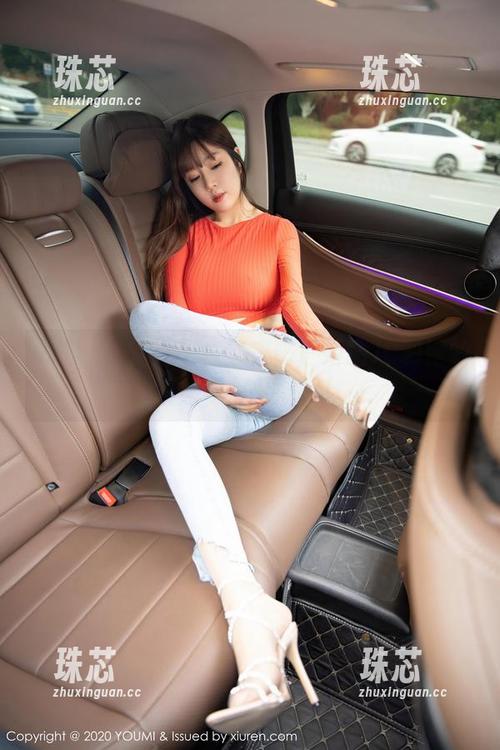 尤蜜荟-娇喘JC 尤蜜荟 - 精选写真集来吧!娇喘JC和她的白丝带你开眼界!