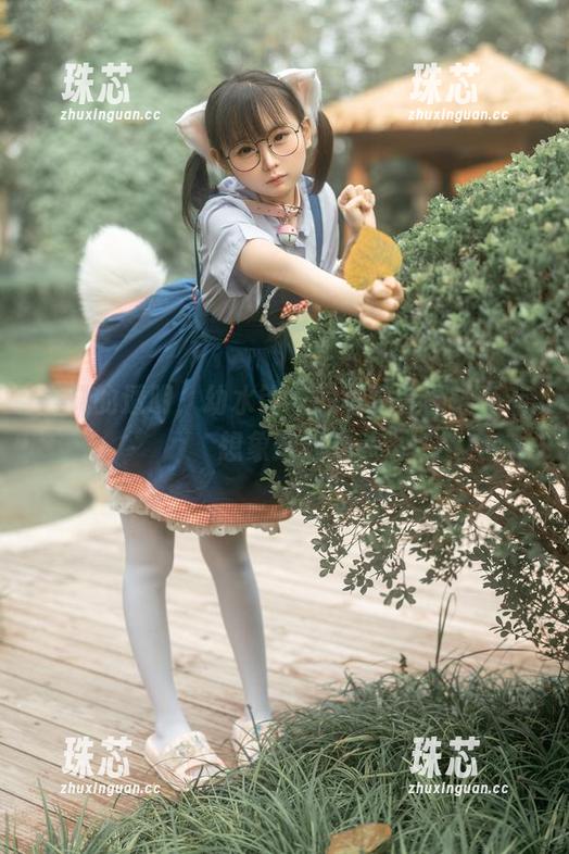 幼水铃衣 透风的透明,幼水铃衣的写真套图让所有想象跑起来