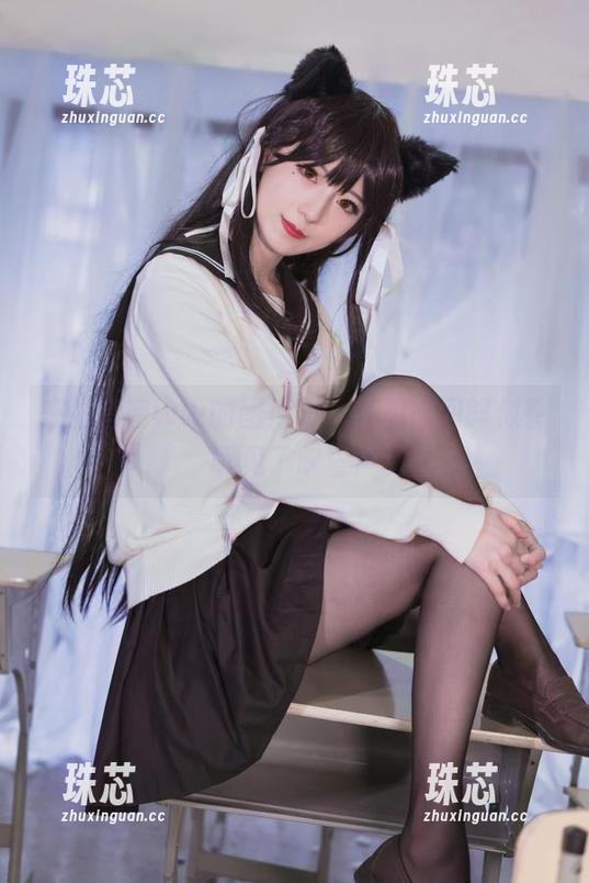 弥音音ww 在弥音音ww的图库里,红袍的回眸似乎听见了吹笛声