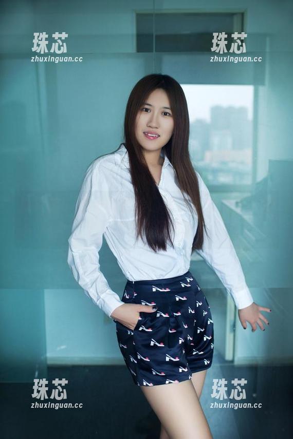 推女郎-沙子 推女郎 - 沙子的冒险:学妹全套在下,快来下载吧,保命啊!