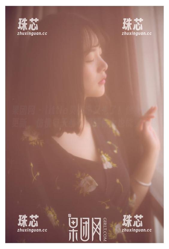 果团网-little贝壳喵 果团网 - little贝壳喵又来了!修女图集更新,仿佛每天都在提醒修女也能穿得精致。