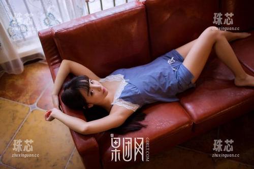 果团网-周大萌 果团网 - 私房拼图:周大萌和妹妹的那点小情愫