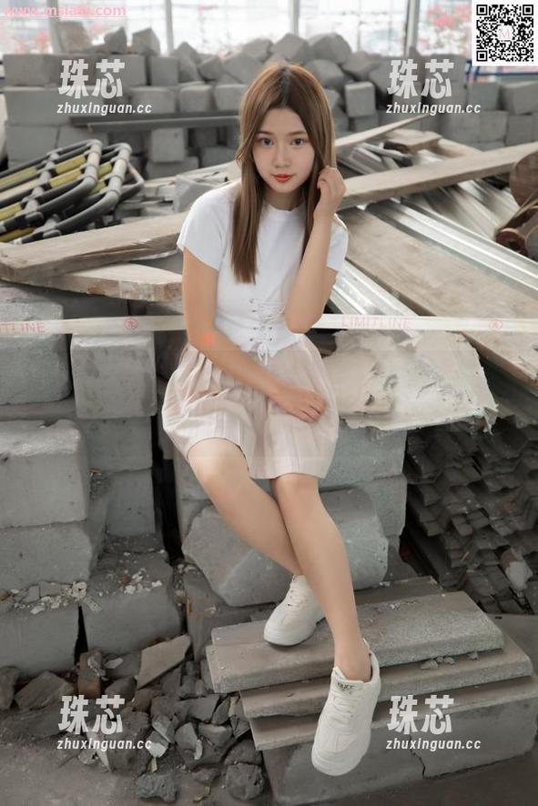 梦丝女神-柳儿 梦丝女神 - 图集来了,柳儿在线,看这超女神的风采,有点儿不敢直视呢。