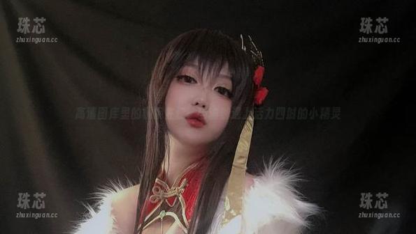 椒妮佐仁 高清图库里的椒妮佐仁:当瑜伽遇上活力四射的小精灵