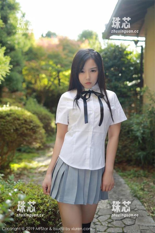 模范学院-柳侑绮Sevenbaby 模范学院 - 柳侑绮Sevenbaby教你如何拍出学姐范儿,高清写真集get起来!