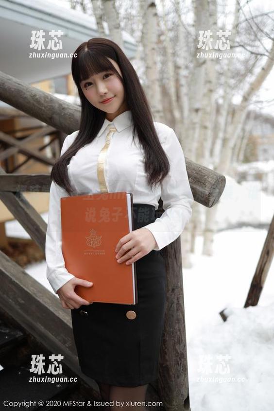 模范学院-玉兔miki 模范学院 - 玉兔miki的免费泳池合集,谁说兔子不能玩水?