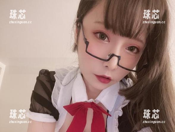 次屁啦 次屁啦的高清礼服大赏:你绝对不想错过的时刻!