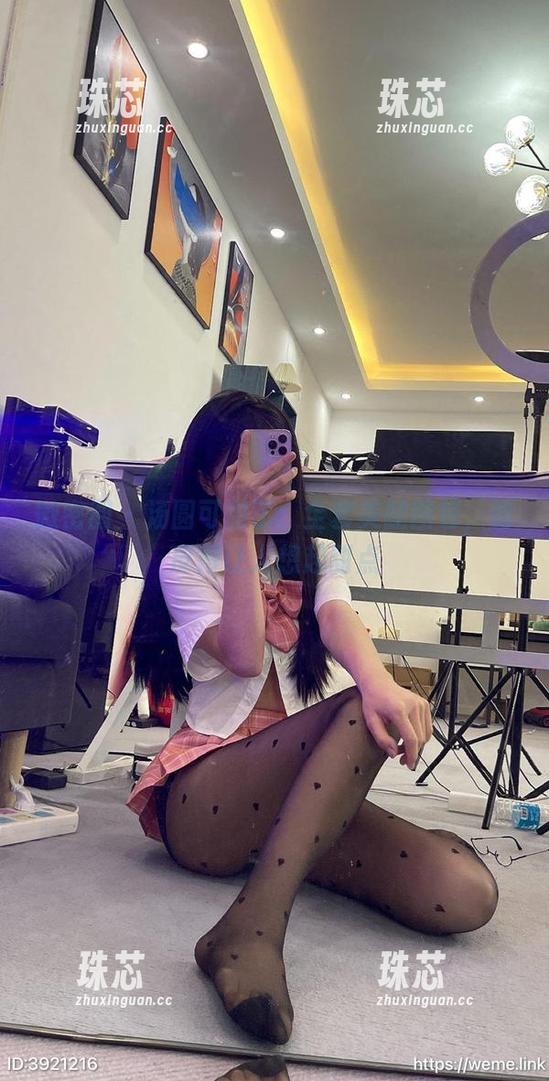汤圆可甜了 微密圈 - 汤圆可甜了:全套美腿图包,调皮得让人想起甜点