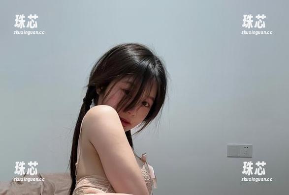 火龙果羊 微密圈 - 最新大作,火龙果羊化身修女,看她怎么玩转宗教风图片值得一看!
