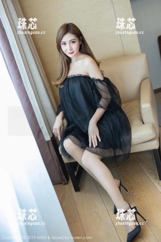 爱蜜社 - 自然溢出的可爱：逗逗doudou的自拍写真图集！
