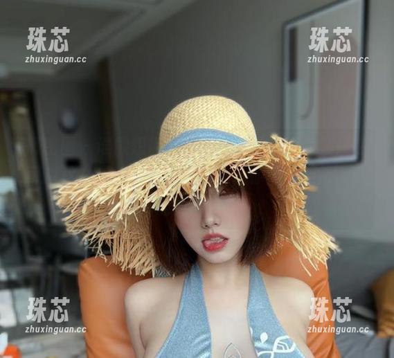 琳铛铛 微密圈 - 谁能想得到,琳铛铛的奶牛套装居然可以这么‘撩’!图包小心,你的‘期待’可能要翻车。