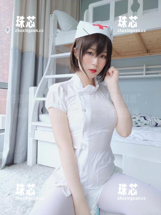 白银81 白银81的作品,私房里的“最终幻想”,就像一杯冷咖啡,挺好,但也挺普通。