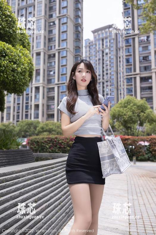 秀人网-Elise谭晓彤 秀人网 - Elise谭晓彤的海边日记:用壁纸解析沙滩的为难真相!