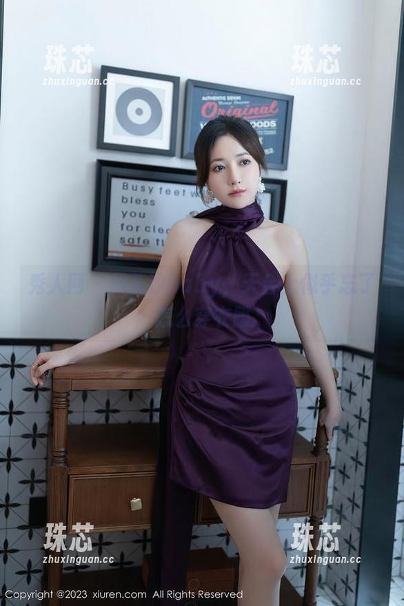 秀人网-周慕汐baby 秀人网 - 周慕汐baby,天台上似乎忘了怎么穿衣服