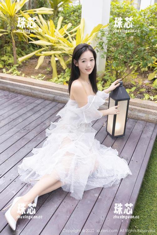 秀人网-小肉肉咪 秀人网 - 小肉肉咪的写真,女孩们的那一瞬,不同寻常哦。