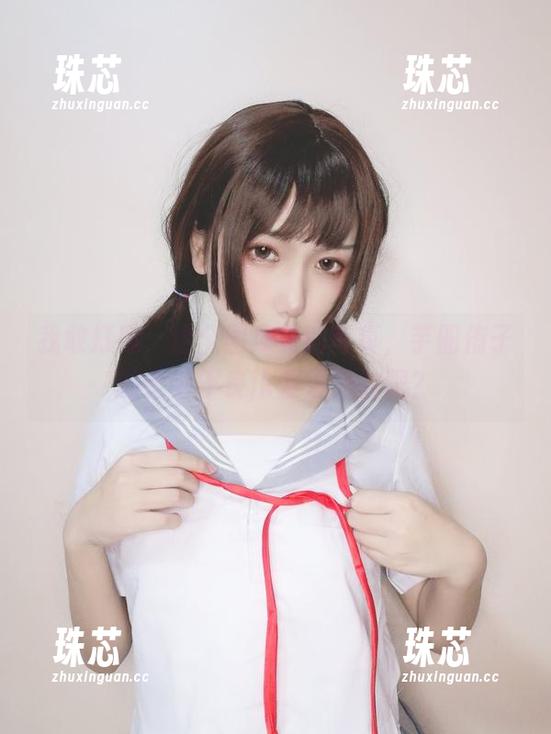 我敢打赌，这个图库里的写真，芋圆侑子的金毛不良jk是发光的吧？