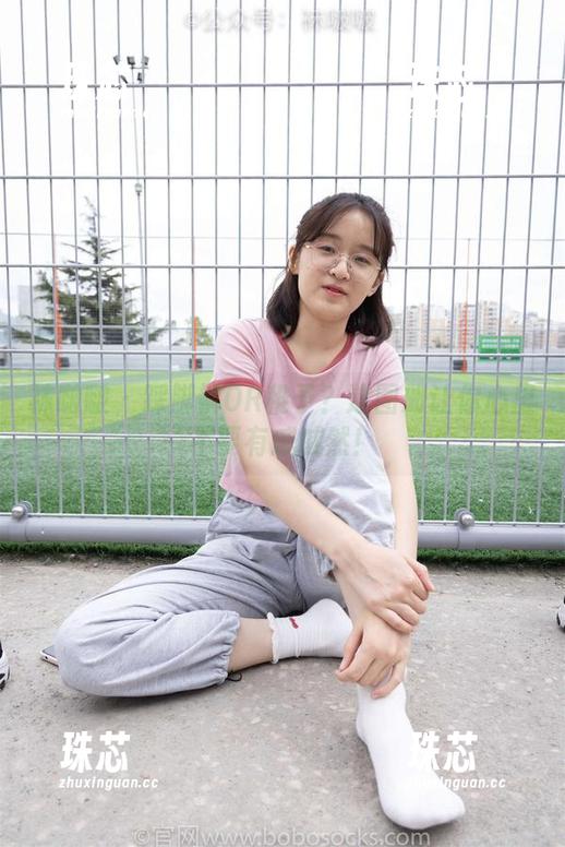 袜啵啵-稚予 袜啵啵 - 踩脚裤OR稚予?这图册让你心里不要有戚戚然!