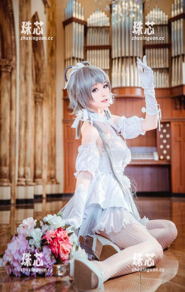金鱼yui 小金鱼yui穿空泳装,图库里过分的清新