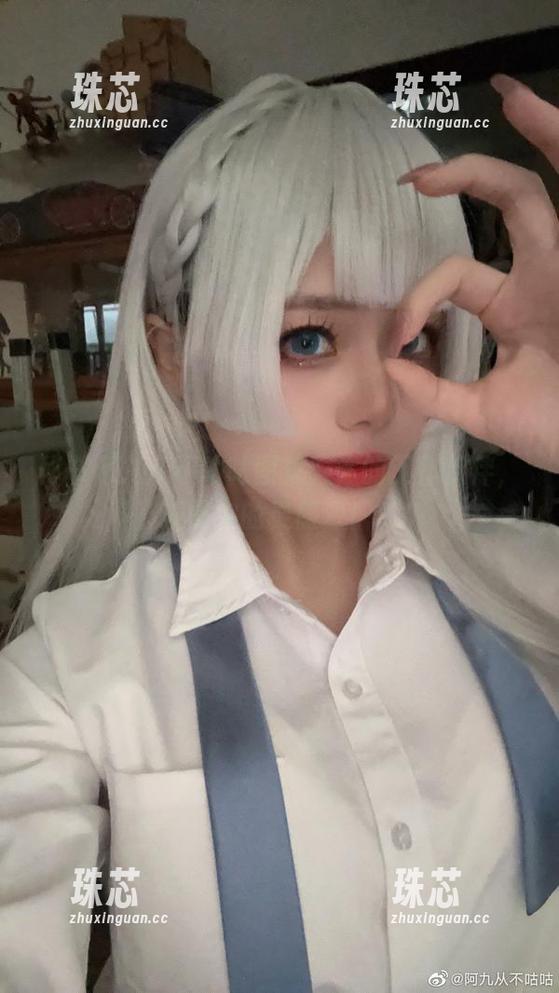 阿九从不咕咕 秘书阿九从不咕咕图集:你的工作伙伴,还是你的灵感源!?