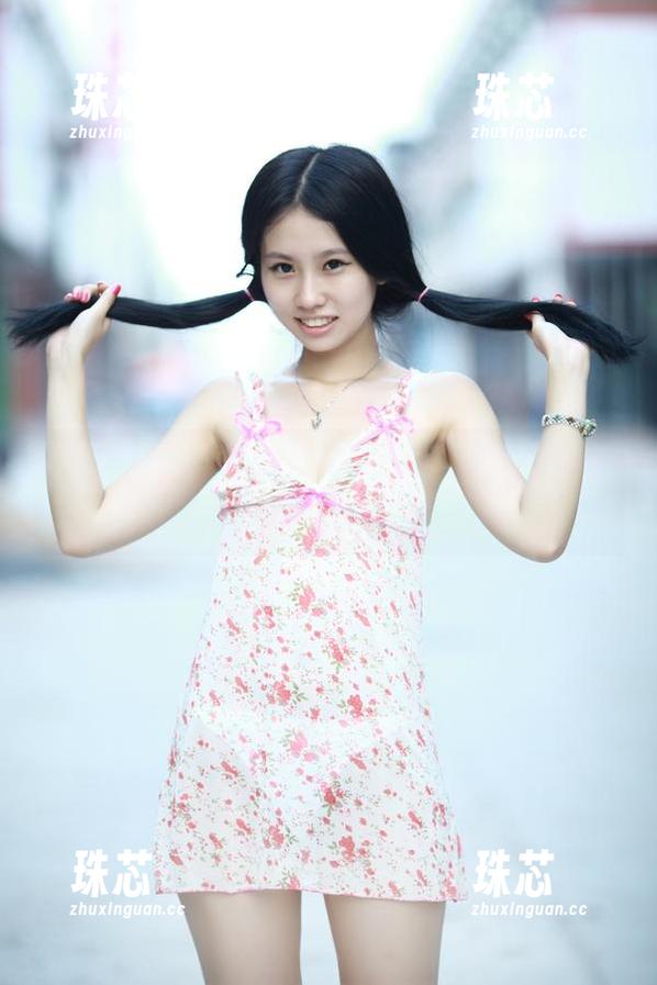 青豆客-谭晓彤 青豆客 - 这一季的校园故事:谭晓彤学妹写真合集,太可了!