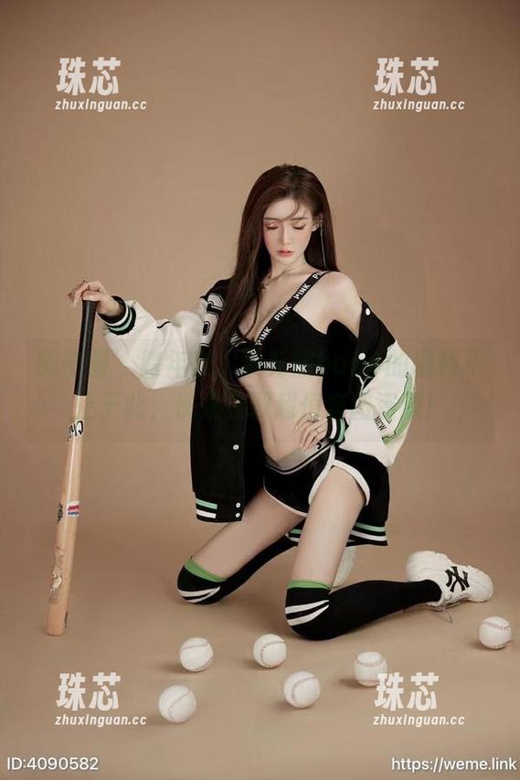 黎允熙baby 微密圈 - 跨年夜,黎允熙baby的福利不止于此,快来获取超值套图资源!